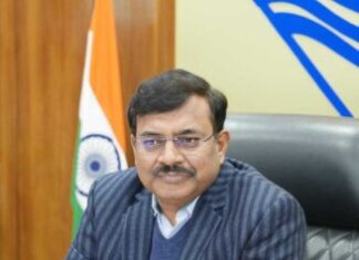 मुख्य सचिव श्री आनन्द बर्द्धन ने गुरुवार को सचिवालय में मा. उच्चतम न्यायालय के द्वारा आवारा पशुओं के सम्बन्ध में दिए गए निर्देशों के क्रम में सम्बन्धित विभागों के साथ बैठक ली।